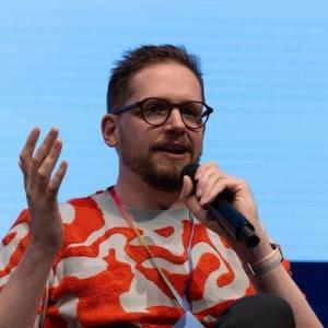 Chris Hartgerink (they/them)