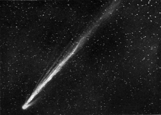 Morehouse's Comet (1908, 3.) photographed on November 15, 12h 6m GMT.

George Frederick Chambers, Public domain, via Wikimedia Commons. Color edits.