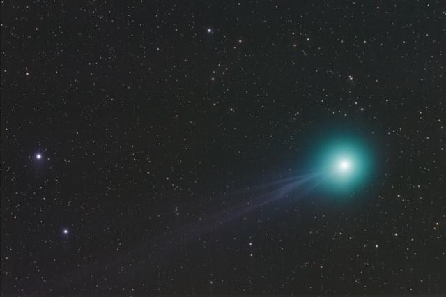 Comet Lovejoy - C2014 Q2 on January 10, 2015.

gianni, CC BY-SA 2.0, via Flickr