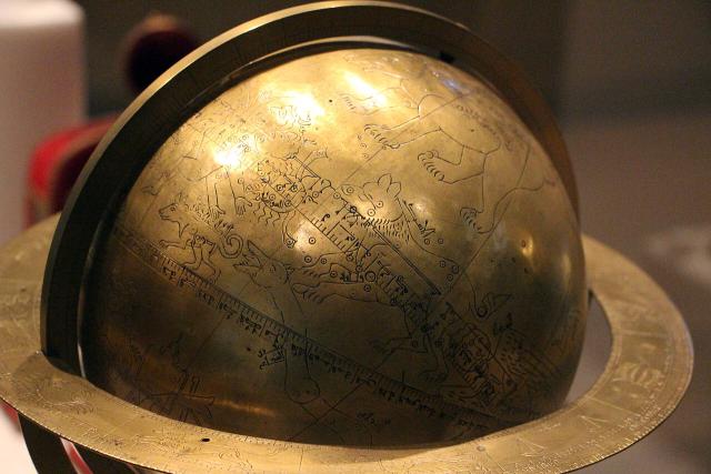 Celestial Globe by Ibrahim ibn Said al-Sahli (1085) at the Museo Galileo.

Sailko, CC BY 3.0, via Wikimedia Commons.