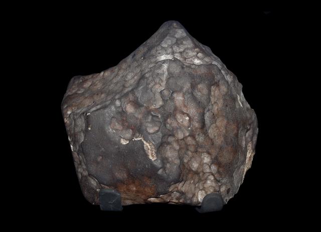 The Tenham Meteorite was found in Queensland, Australia in 1879.

the paleobear from Lontananza, Loreto, Peru, CC BY 2.0, via Wikimedia Commons.