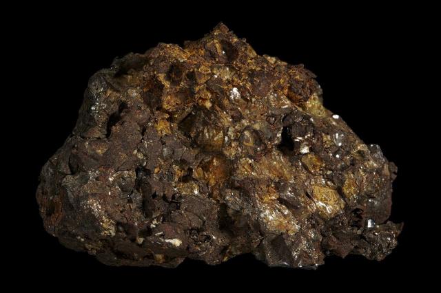 The Molong Meteorite was found in 1912 in Australia.

Photographer: Rodney Start, Copyright Museums Victoria / CC BY (Licensed as Attribution 4.0 International)

https://collections.museumsvictoria.com.au/specimens/135