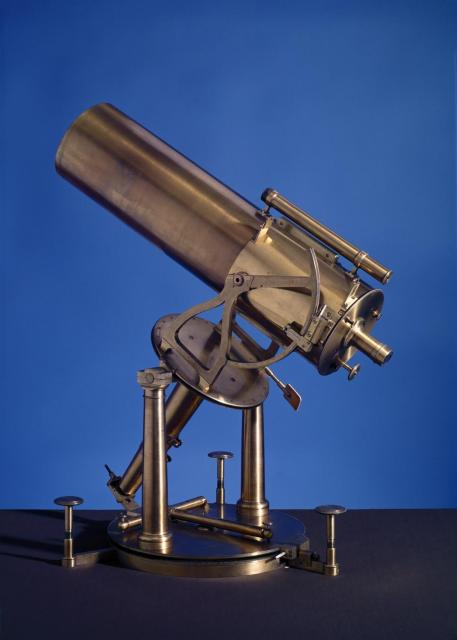 Cassegrain reflecting telescope of 6 inch aperture by Jesse Ramsden (~1762-1774).

Science Museum Group, CC BY-SA 4.0 via Cassegrain reflecting telescope, 1762-1774. 1913-281 Science Museum Group Collection Online. https://collection.sciencemuseumgroup.org.uk/objects/co56491/cassegrain-reflecting-telescope-1762-1774-telescope-cassegrain-telescope-reflecting-filar-micrometer