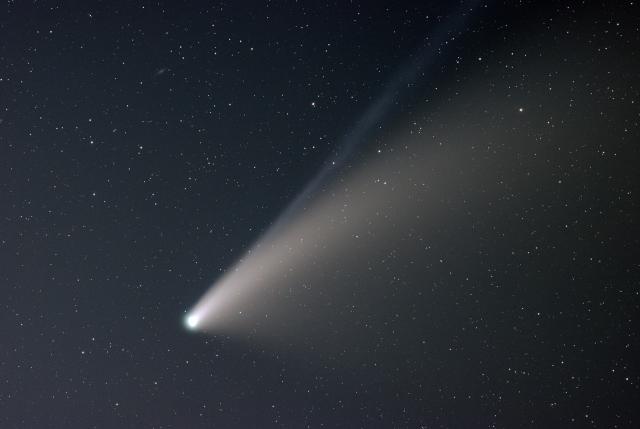 Comet Neowise (C/2020 F3) on July 21, 2020.

Davrou, CC BY-SA 4.0, via Wikimedia Commons.