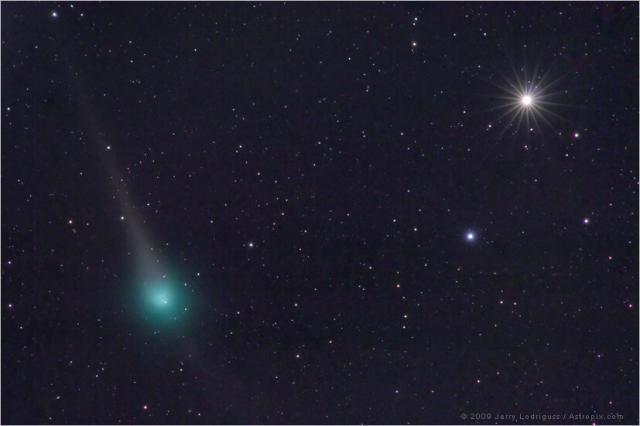 Comet Lulin (C2007 / N3).

VesperDEM, Public Domain via Flickr: https://flic.kr/p/wJPxRC