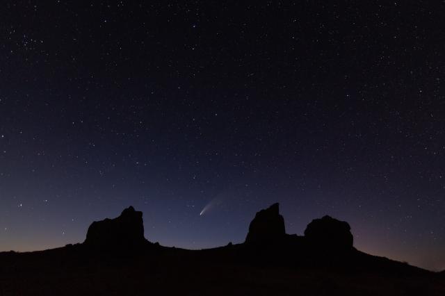 "Comet NEOWISE from Trona Pinnacles."

RuggyBearLA, CC BY 2.0, via Wikimedia Commons or Flickr: https://flic.kr/p/2kdYQgS