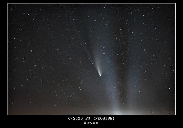 Comet Neowise.

Robin Wal, CC BY-SA 2.0 via Flickr: https://flic.kr/p/2joS8U3