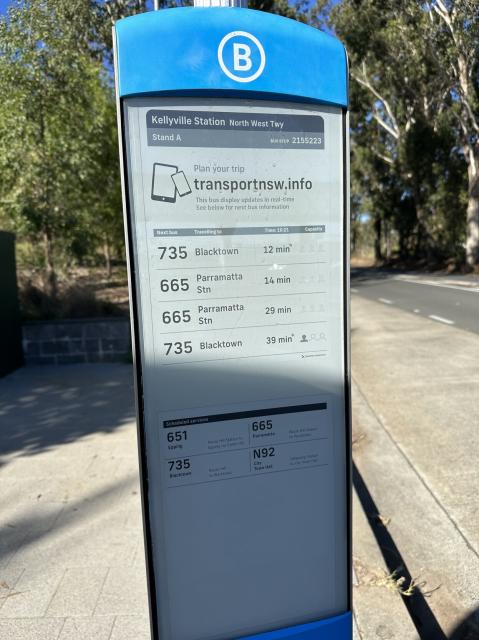 Photo of e-ink bus stop sign