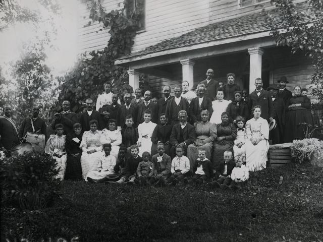 B/w photo of Juneteenth celebration in early 20th century
