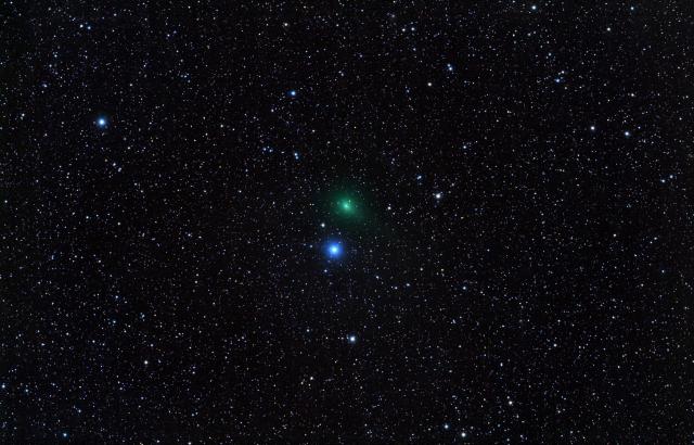 Comet C/2017 O1 (ASASSN) on Oct 29, 2017, near the star Alpha Camelopardalis.

CajunAstro, CC BY 2.0, via Wikimedia Commons or Flickr: https://flic.kr/p/FZLx6K

Color edits.