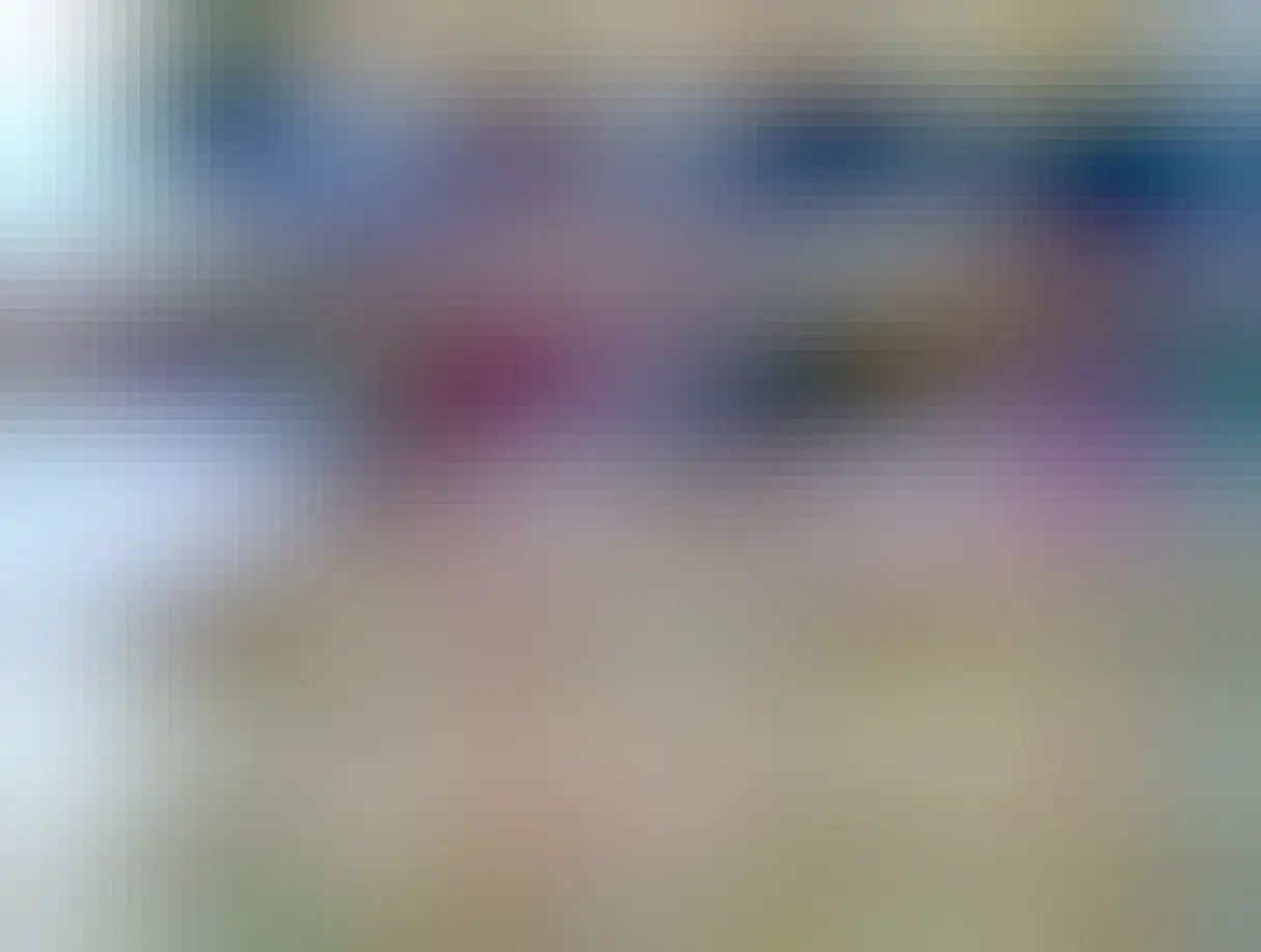 Hochwasser in Österreich mit Wahlplakat: Hier geht’s uns gut