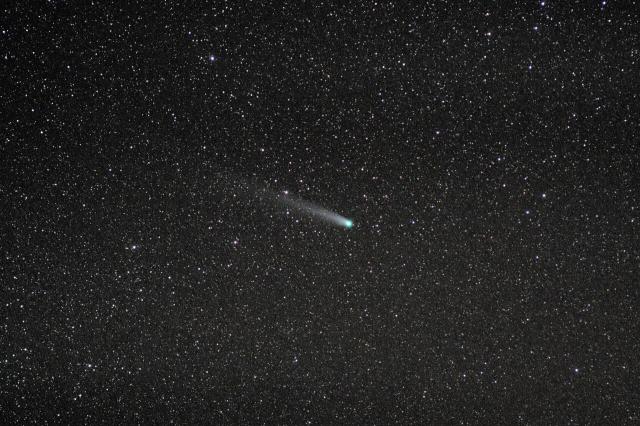"Comet Lovejoy."

theilr, CC BY-SA 2.0, via Wikimedia Commons or Flickr: https://flic.kr/p/pVVdCc