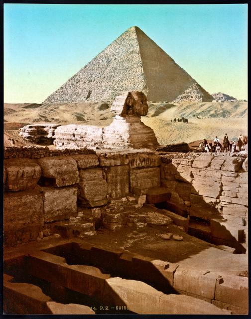 "Kairo, Temple du Sphinx (~1890-1905)."

Photoglob Co., publisher, Public domain, via Wikimedia Commons. Color edits.