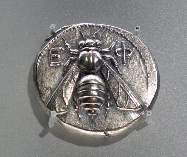 Silver tetradrachm of Ephesus (ΕΦ) with Bee (Μέλισσα) (4th century BCE).

Mark Landon / Wikimedia Commons / CC BY 4.0.