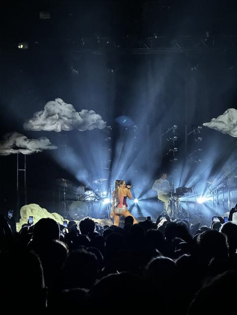 A photo of Tove Lo performing at the Salt Shed in Chicago