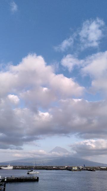 pico, seen from horta harbor, faial, açores [own photo]