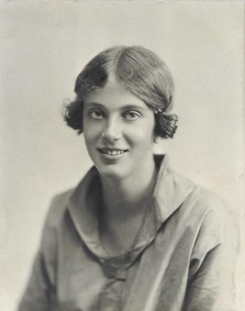 Dorothy Crowfoot Hodgkin in the 1920s.