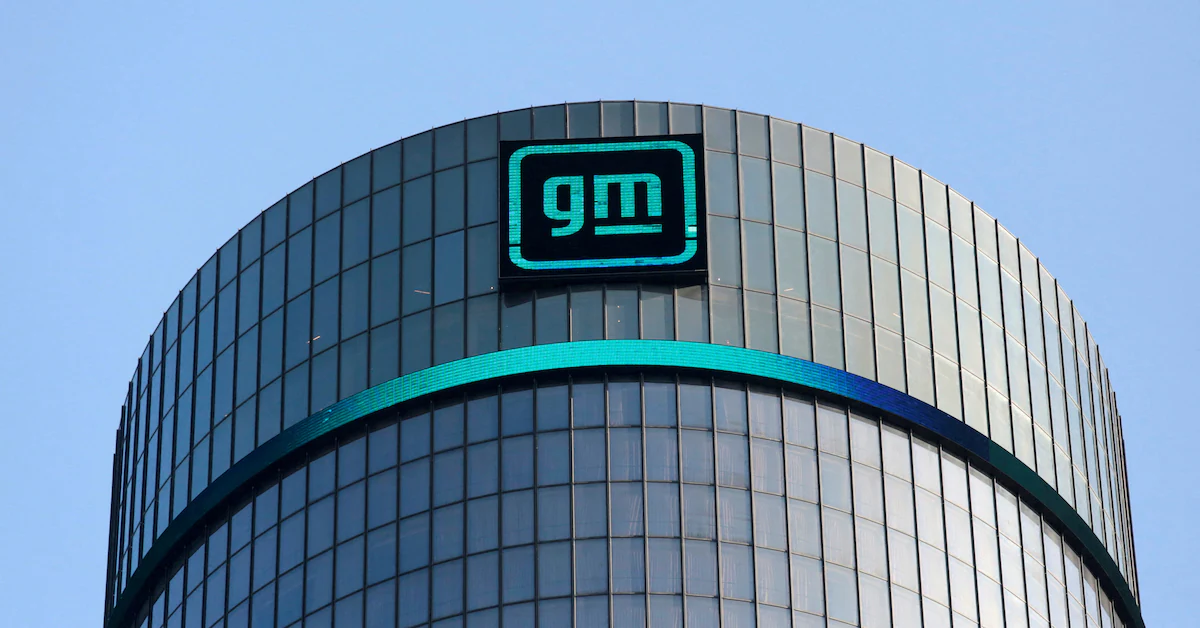 UAW presses Detroit automakers for better offer, threatens more walkouts