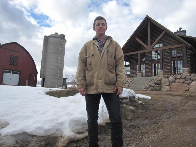 Photo of Qunice Mountain by Nathan Schneider