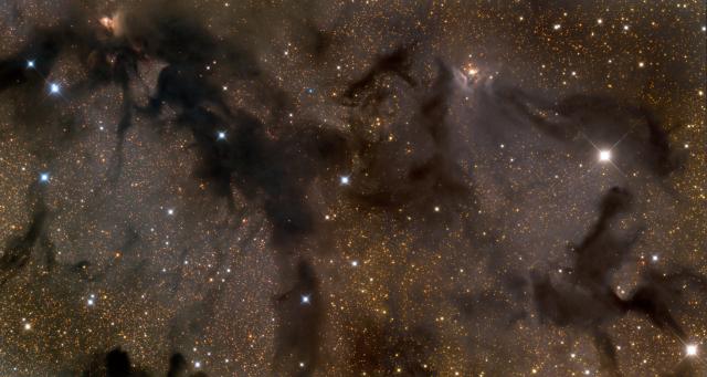 LDN673 Nebula.

Ngc1535, CC BY-SA 4.0, via Wikimedia Commons.