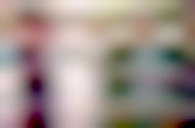 Photographs of Dr. Niles Eldredge (on the left) and Dr. Stephen Jay Gould (on the right), who formulated the theory of punctuated equilibria in 1972.