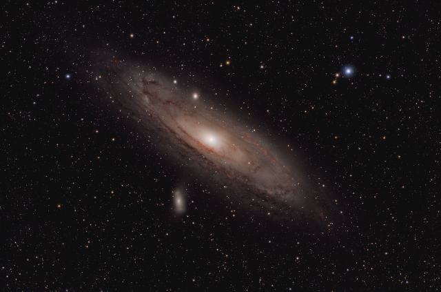 Andromeda (M31).

Don Heffernan, CC BY 2.0, via Wikimedia Commons or Flickr: https://flic.kr/p/2pjZtPj