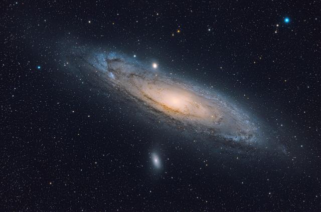 M31-Andromede.

I, Luc Viatour, CC BY-SA 2.5, via Wikimedia Commons.