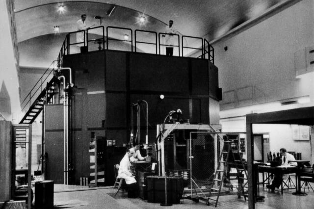 Old black-and-white photo of the Reactor Hall