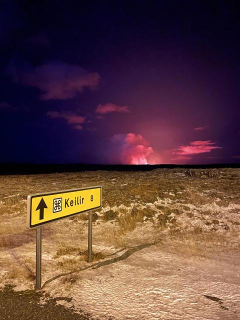 Night eruption from Keilir