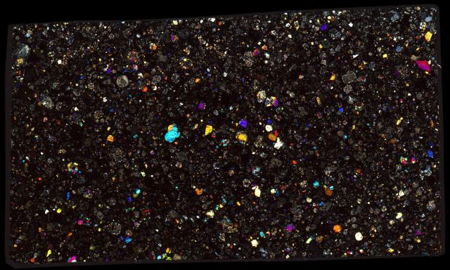 Moss Meteorite Thin Section - XPL HDR Pathscan Enabler.
