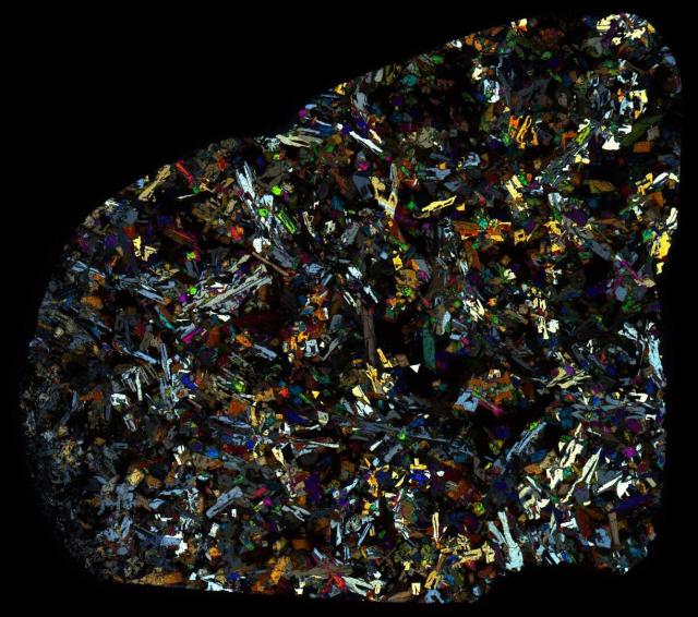D'Orbigny Meteorite Thin Section - XPL HDR Pathscan Enabler.