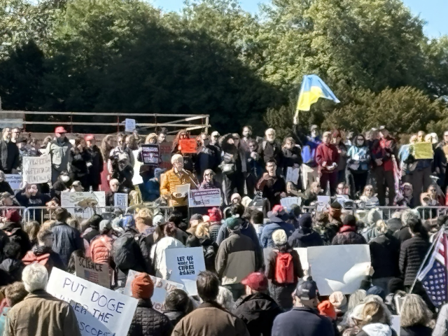Franco Collins singing.