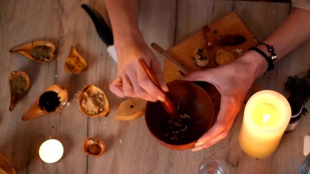 #Forests 🌳🌿🍃play a critical role in helping #indigenous communities who rely on wild #food to diversify their #diet and meet their nutritional needs. Resist in solidarity for them #Boycottpalmoil 🌴🪔🧐⛔️#Boycott4Wildlife  @palmoildetect.bsky.social https://palmoildetectives.com/2022/12/14/researchers-find-direct-links-between-deforestation-and-reduced-dietary-quality/?utm_source=mastodon&utm_medium=Palm+Oil+Detectives&utm_campaign=publer  