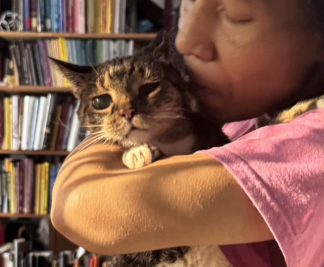 I give Pica a kiss. She looks slightly annoyed by this.