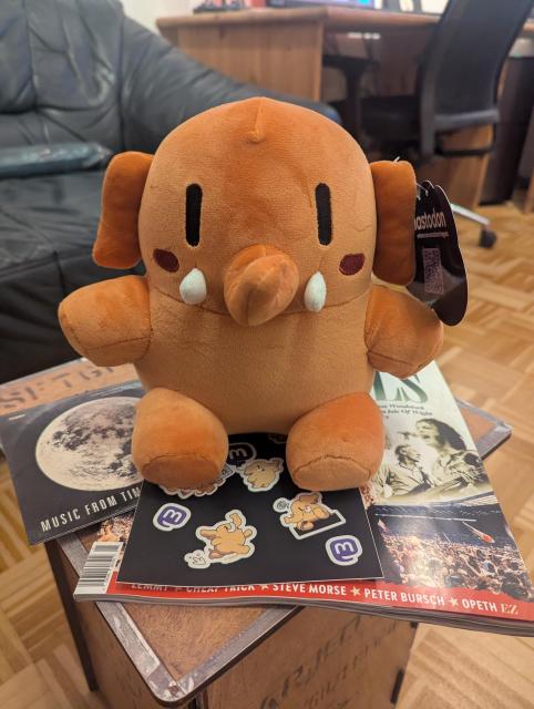 Mini Mastodon Peach has replaced Blue on the stool