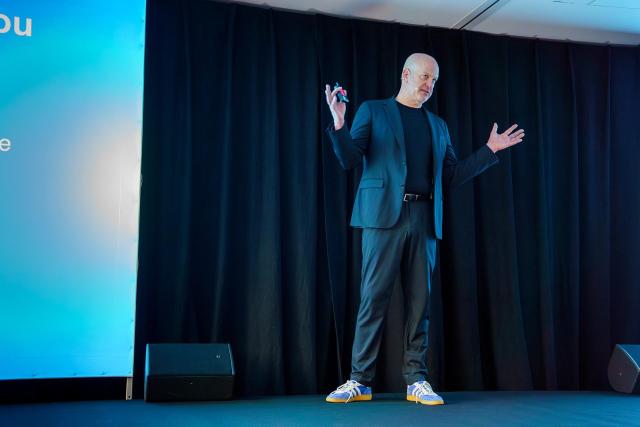 Photo from Nextcloud Enterprise Day Paris 2025: Frank Karlitschek on stage