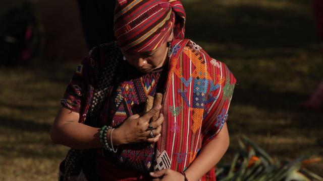 #News: UN calls for URGENT action on forced #landgrabbing in #Guatemala! 🇬🇹 Indigenous land defenders are being criminalised for protecting their homes from #palmoil and #mining giants. 🧐✊🌳 #HumanRights #BoycottPalmOil @palmoildetect https://ishr.ch/latest-updates/un-human-rights-mechanisms-urge-guatemala-to-end-forced-evictions-protect-land-rights-defenders/?utm_source=mastodon&utm_medium=Palm+Oil+Detectives&utm_campaign=publer
