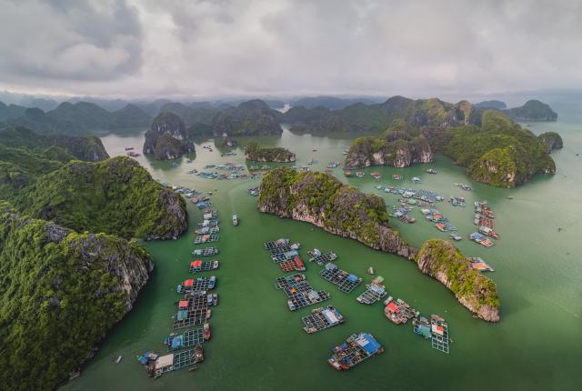 floating villages of cat ba 