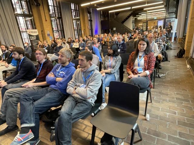 bUm, Paul-Lincke-Ufer 21, 10999 Berlin