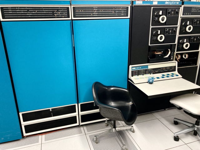 DEC PDP-10 model KA10