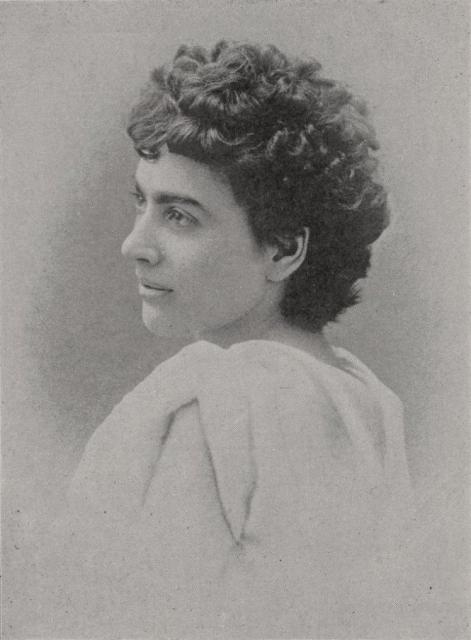 Lizzie Magie (1892). Photo is in the public domain. Photographer unknown.