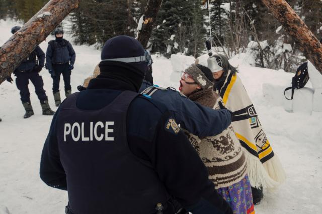 RCMP on Wetsuwetan land