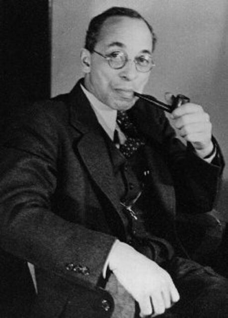 Elmer Samuel Imes with a pipe (1883–1941). Credit: Fisk University, John Hope and Aurelia E. Franklin Library, Special Collections & the AIP Emilio Segrè Visual Archives
