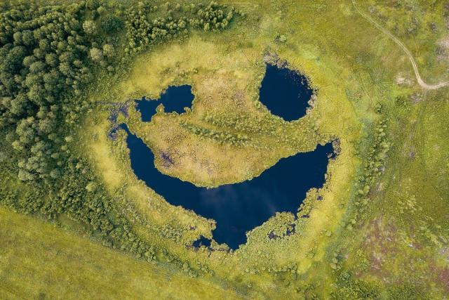 "Lakes of meteoritic origin in the Vladimir Oblast, Russia."