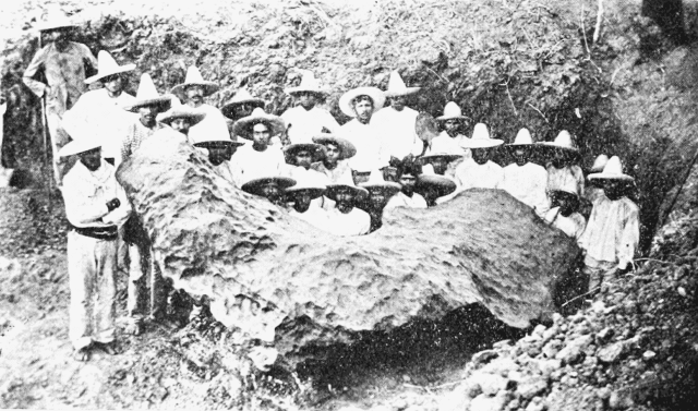 The Bacubirito Iron Meteorite seen in situ (Sinaloa, Mexico). Photo from Popular Science Monthly Volume 69, 1906. Public domain, via Wikimedia Commons.